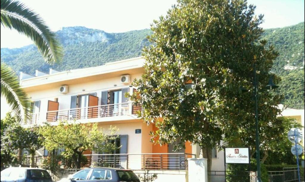 Anna'S Studios Kamena Vourla Exterior photo